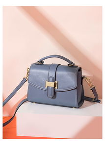 箱包与女包 时尚搭配的完美伴侣